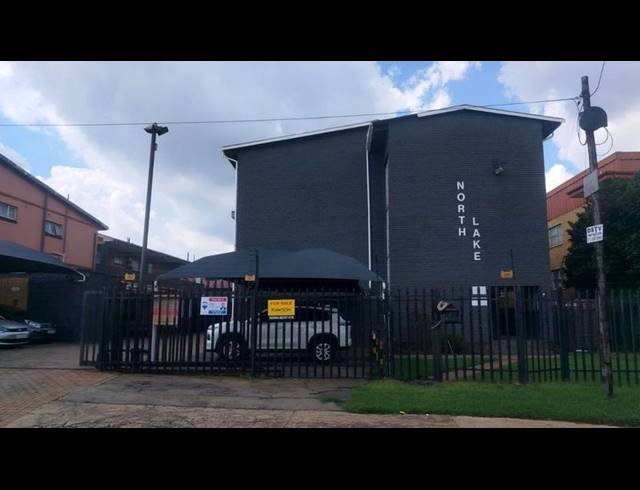 2 BEDROOM APARTMENT FOR SALE IN FLORIDA